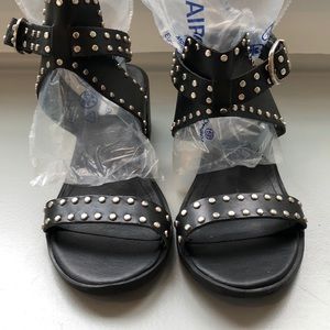 Steve Madden studded gladiator sandal S 7.5